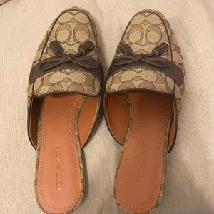 Coach Women’s Leather Mules never worn